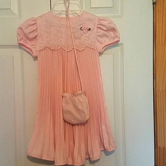 Youngland Other - Girl's Beautiful Pink Dress
